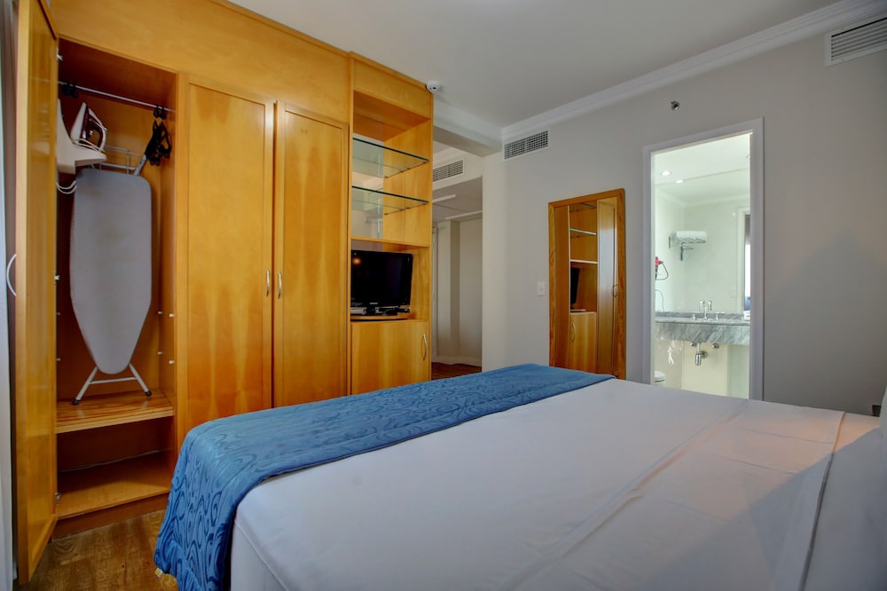 Deluxe Suite, 1 King Bed