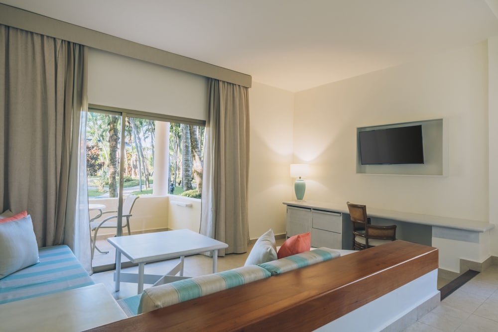 Junior Suite (Tropical View)