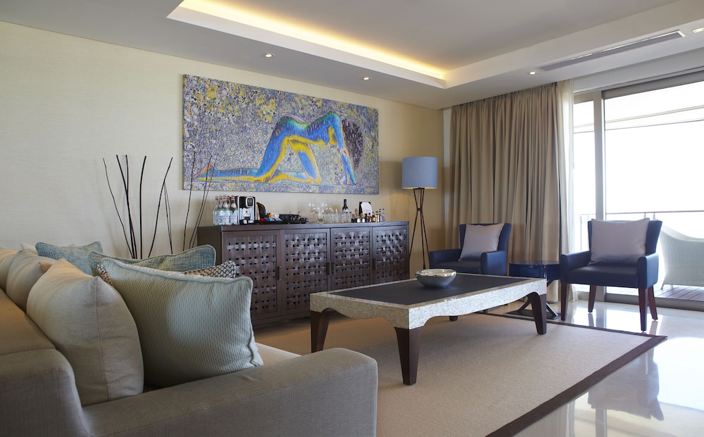 66 Penthouse, Ocean View thumbnail 5