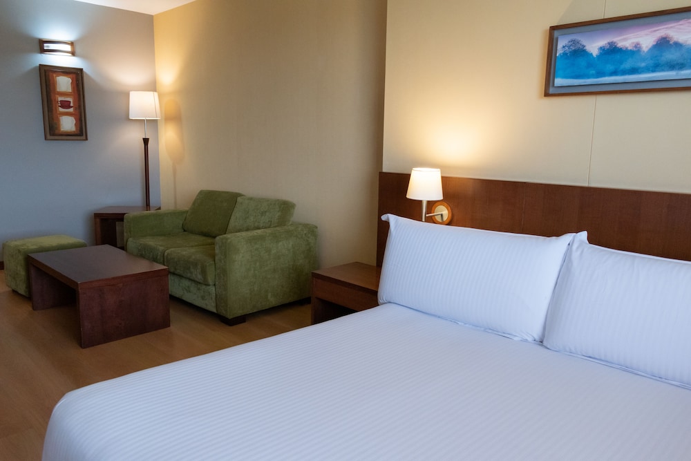 Superior Room, 1 Queen Bed - Photo 7