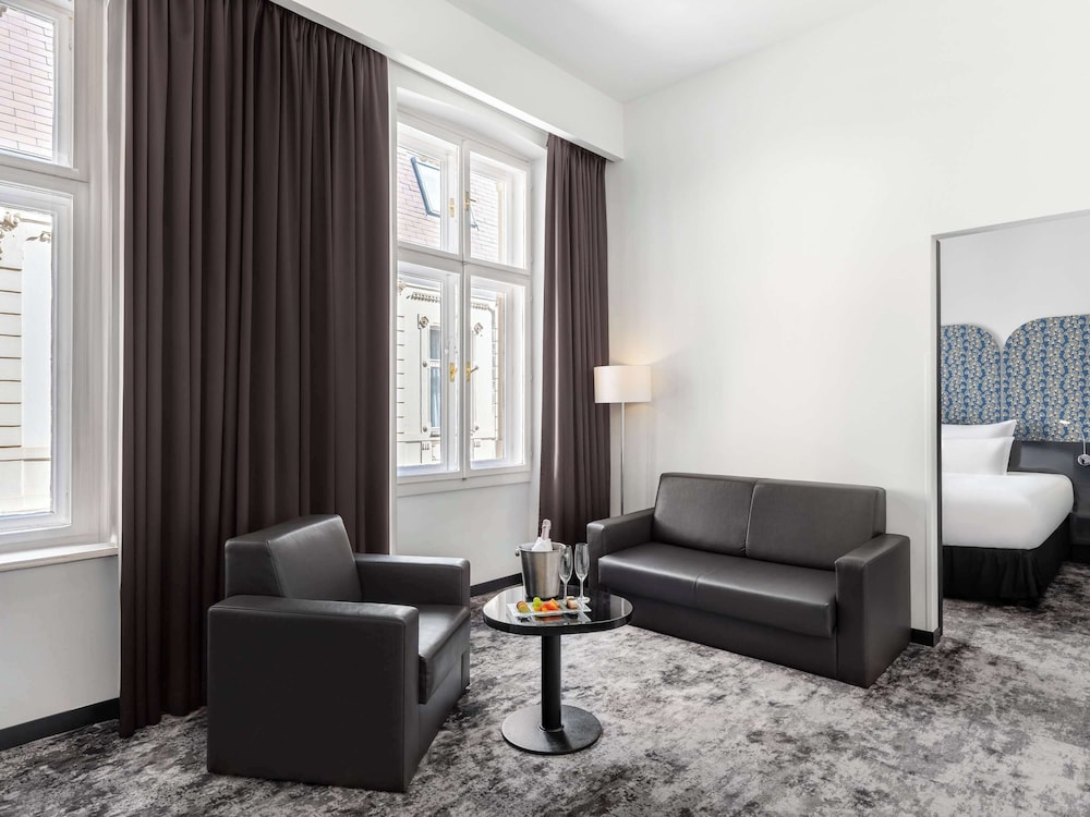 Junior Suite, 1 Double Bed (and sofa)