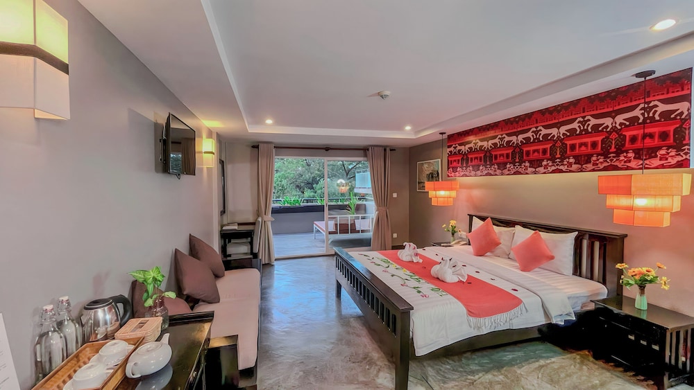Junior Suite With Terrace - River/City View - Photo 1