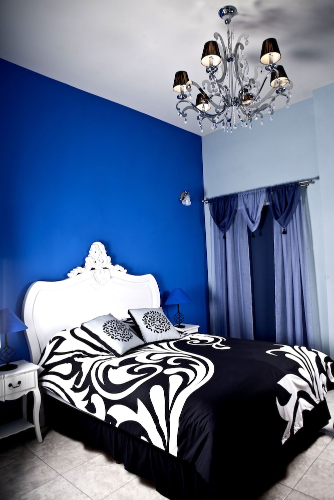 Room, 1 Queen Bed, Balcony (Francia o Italia)