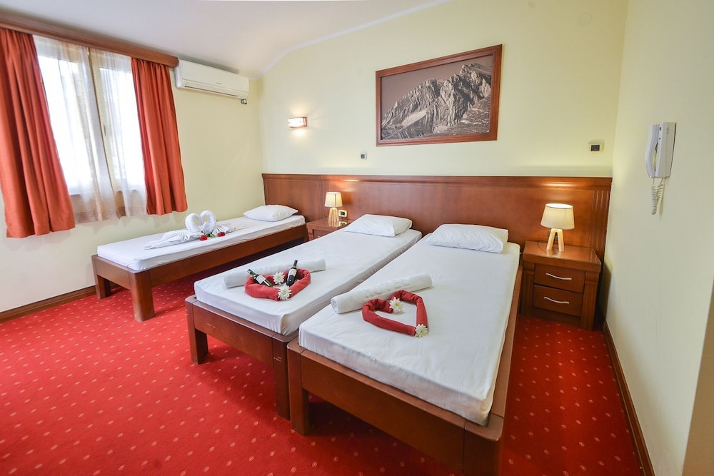 Superior Triple Room, Terrace, Sea View