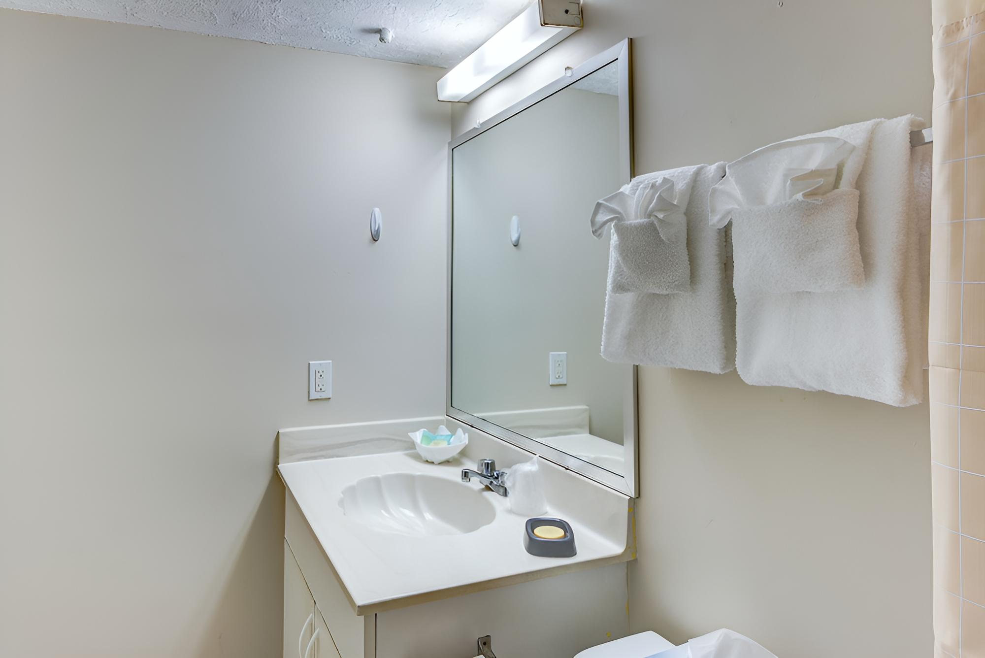 Family Suite, 1 Bedroom, Kitchen, Partial Ocean View photo 1