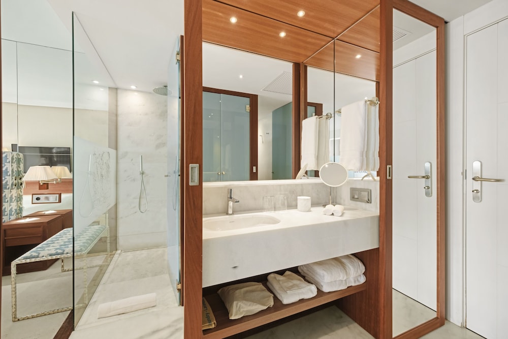 Deluxe Double Room, Private Pool - Photo 20