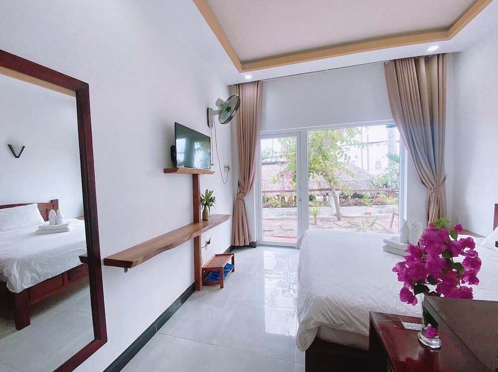 Standard Double Room Single Use, 1 Queen Bed, Garden View - Photo 3