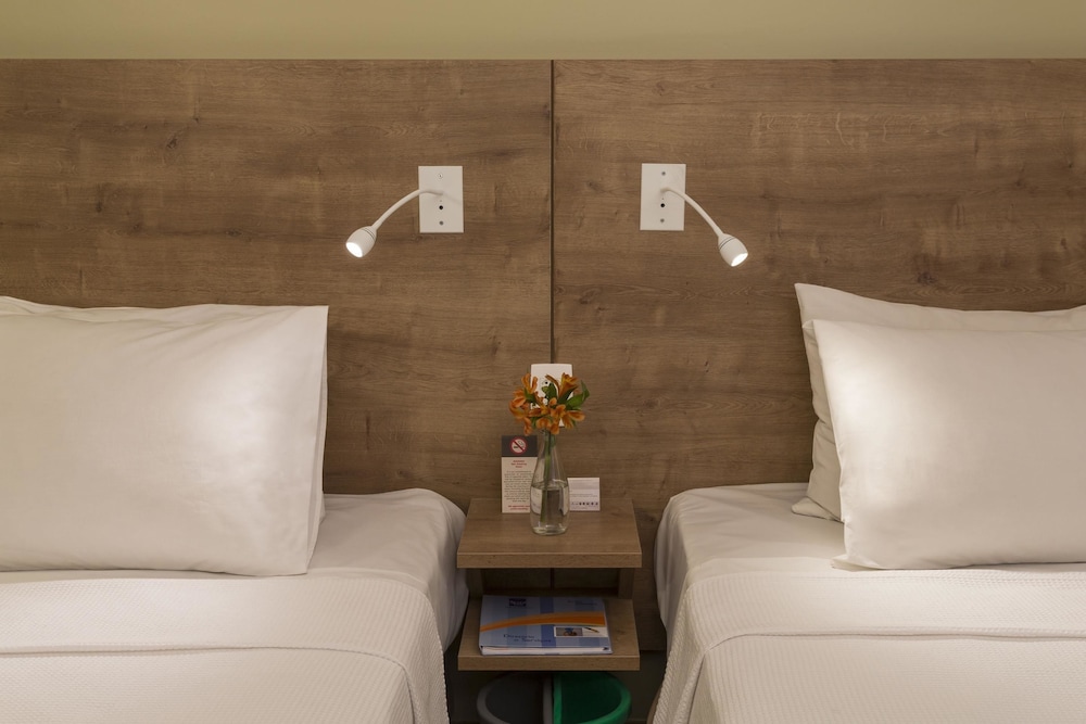 Superior Twin Room photo 2