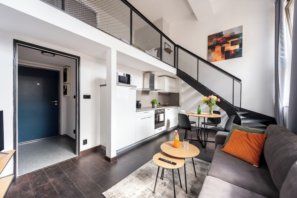 Basic Apartment
