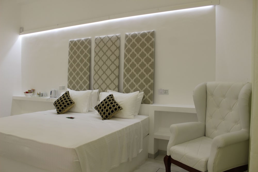 Deluxe Twin Room, Private Bathroom, Garden Area photo 1