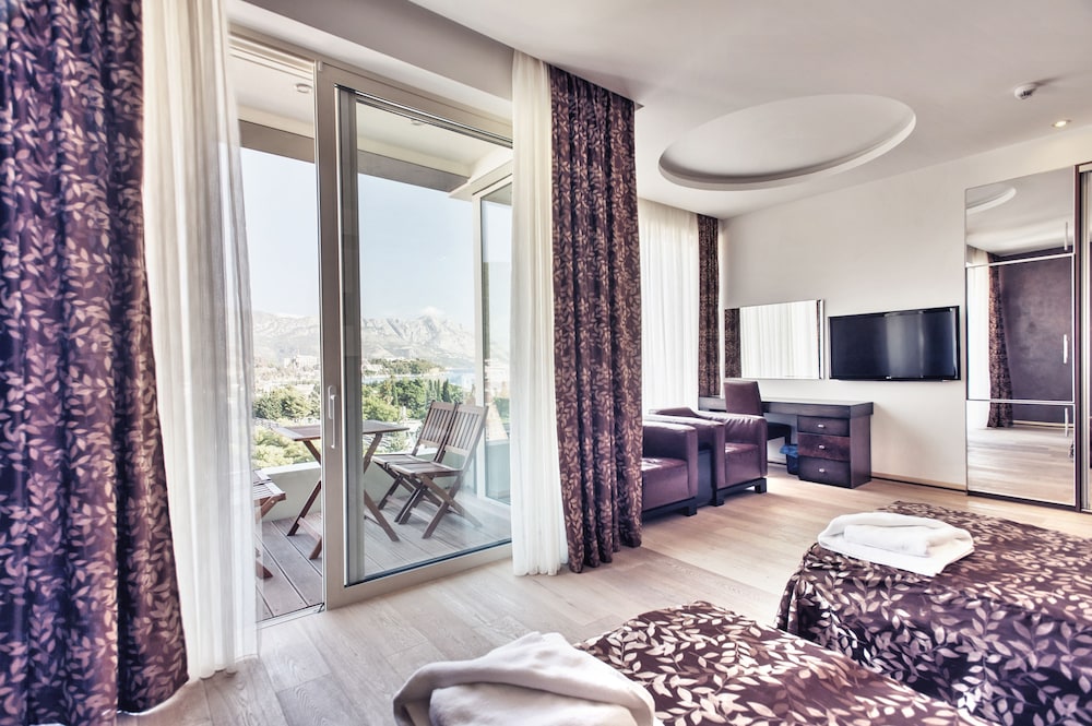 Superior Double or Twin Room, Balcony, Sea View