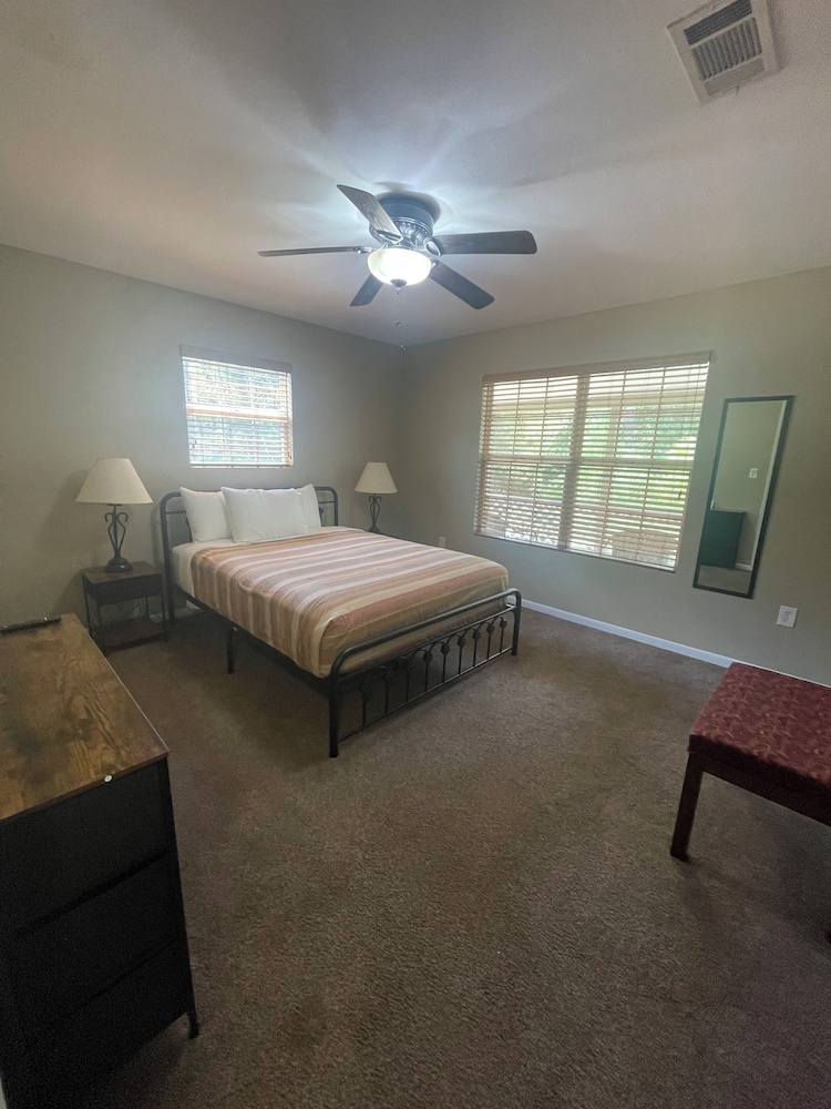 Family House photo 1
