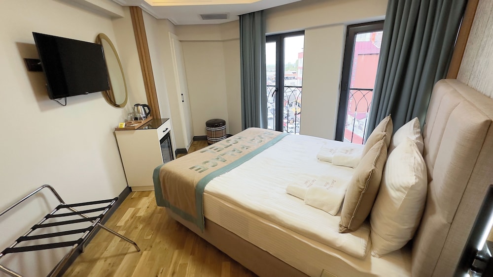 Deluxe Room, Sea View photo 2