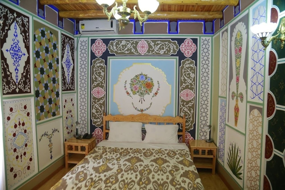 Deluxe Double or Twin Room photo 2