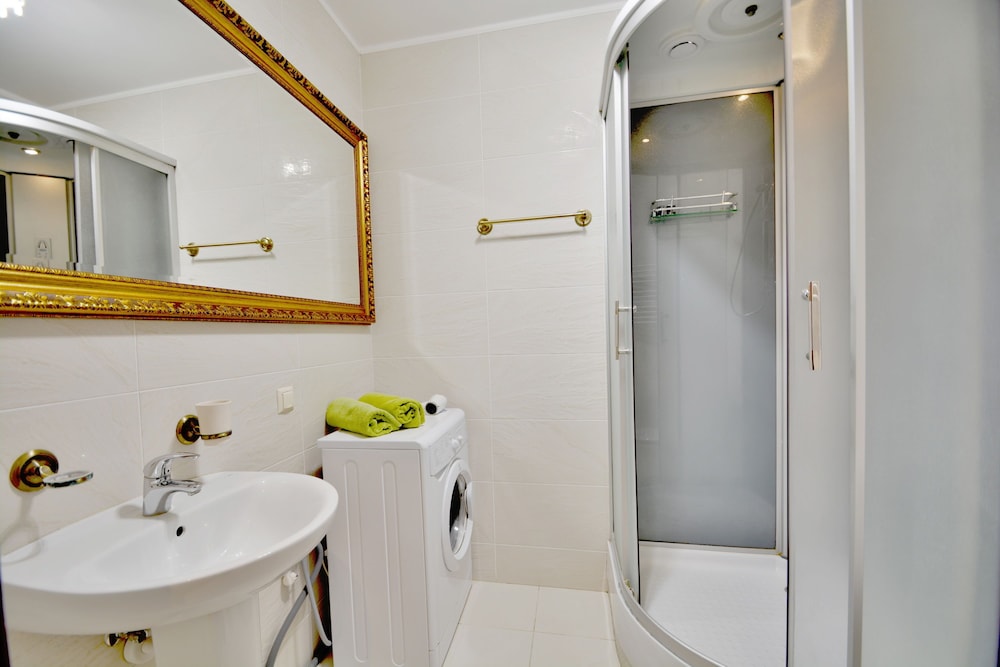 Apartment (Nezavisimosty prospect 52/1) photo 2