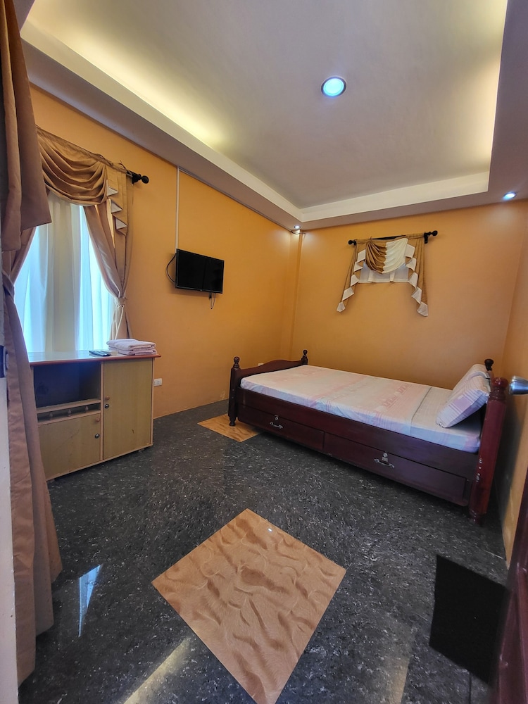 Standard Room photo 2