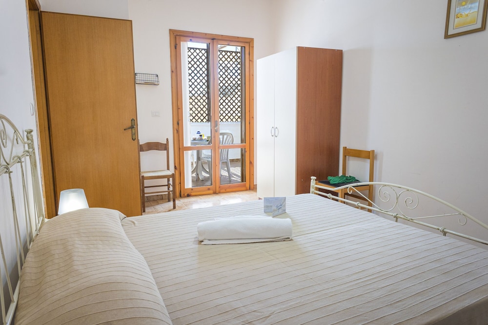 Standard House, Multiple Bedrooms (Torre Lapillo Apartment Sea View)