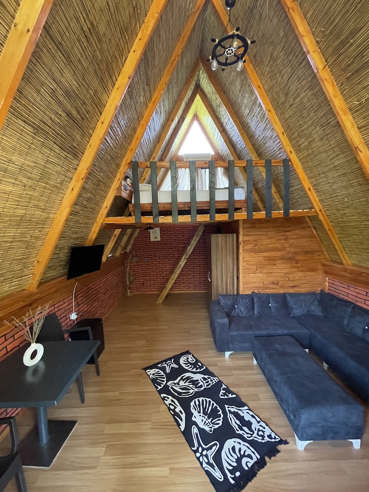 Comfort Bungalow photo 1