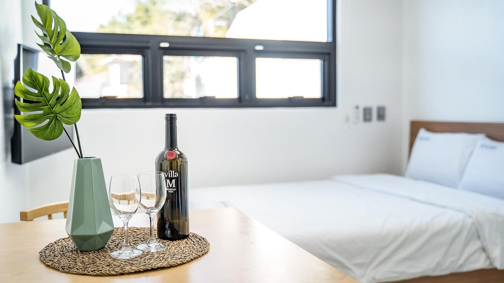 Basic Room, 1 Bedroom (202) - Photo 6