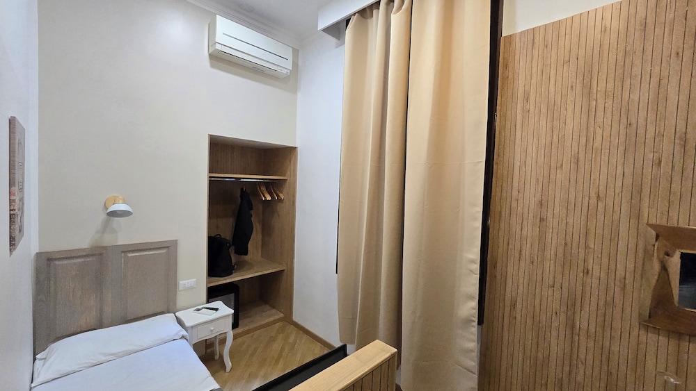 Classic Single Room photo 3