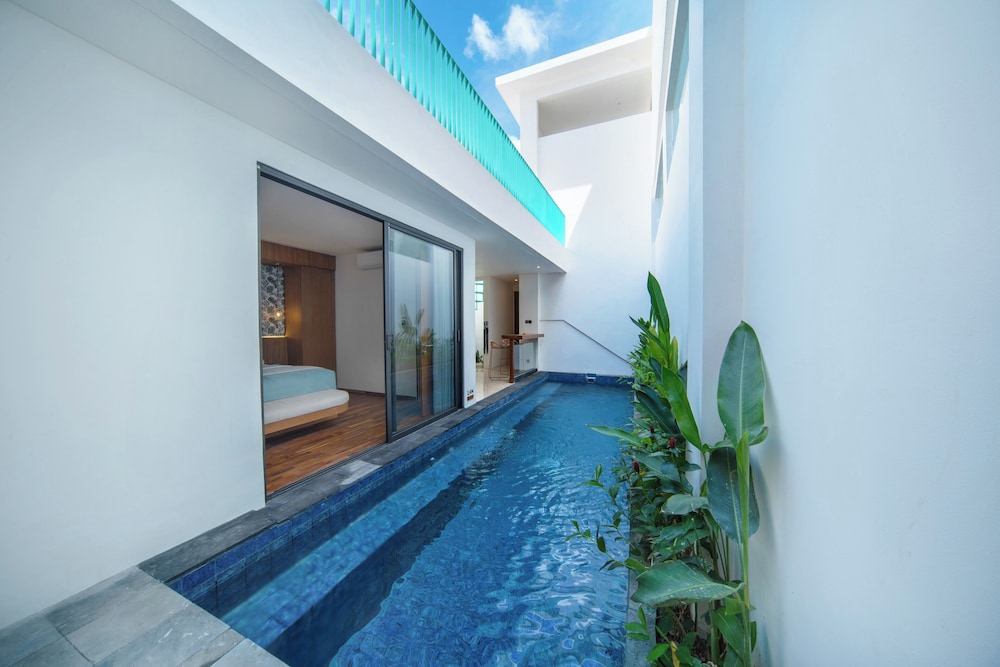 One Bedroom Villa With Private Pool - Photo 4