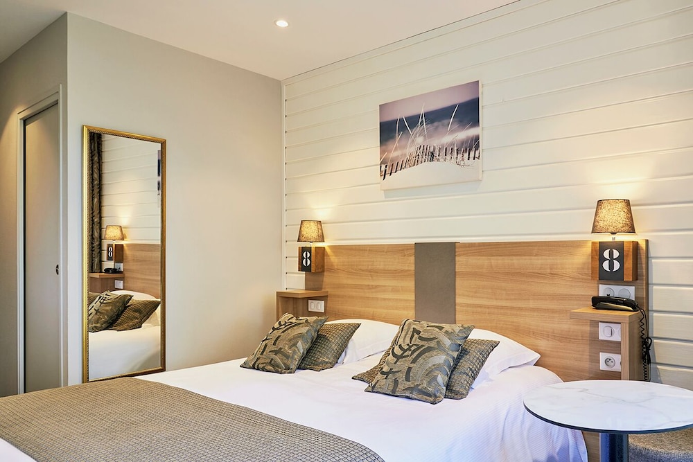 Standard Room, 1 Double Bed, Garden View, Garden Area photo 2