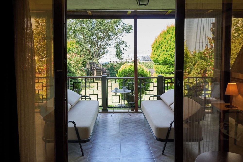Deluxe Garden Terrace Room photo 3