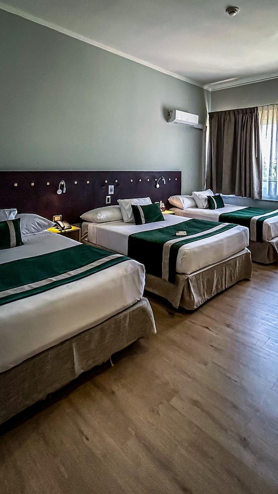 Family Triple Room photo 2