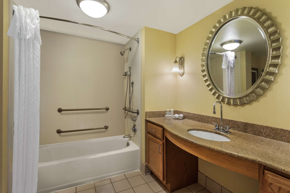 Room, Accessible, Non Smoking - Photo 8