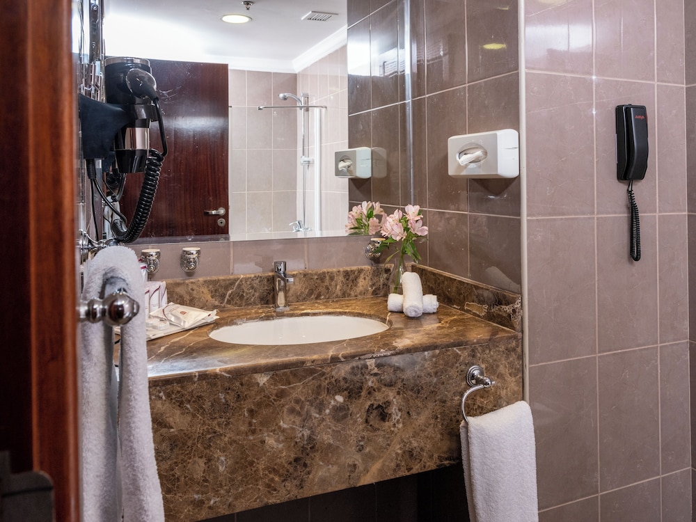 Deluxe Single Room, Sea View - Photo 4
