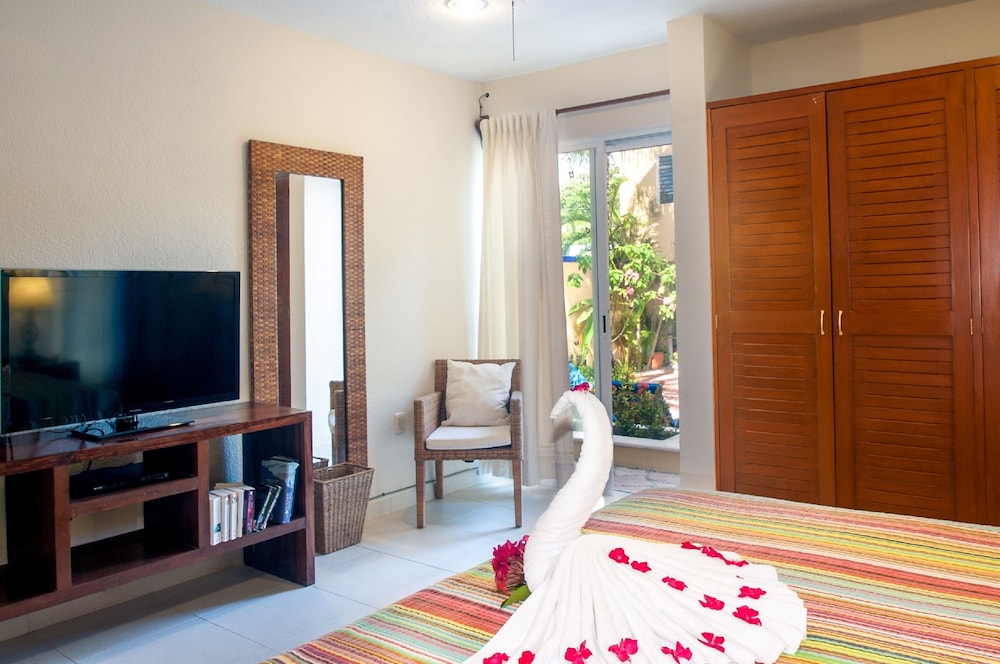 Beautiful and Cozy one Bedroom Apartment with King bed and Sofa bed photo 3