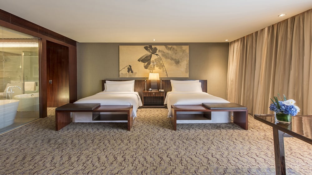 2 Twin Beds Premium - Photo 1