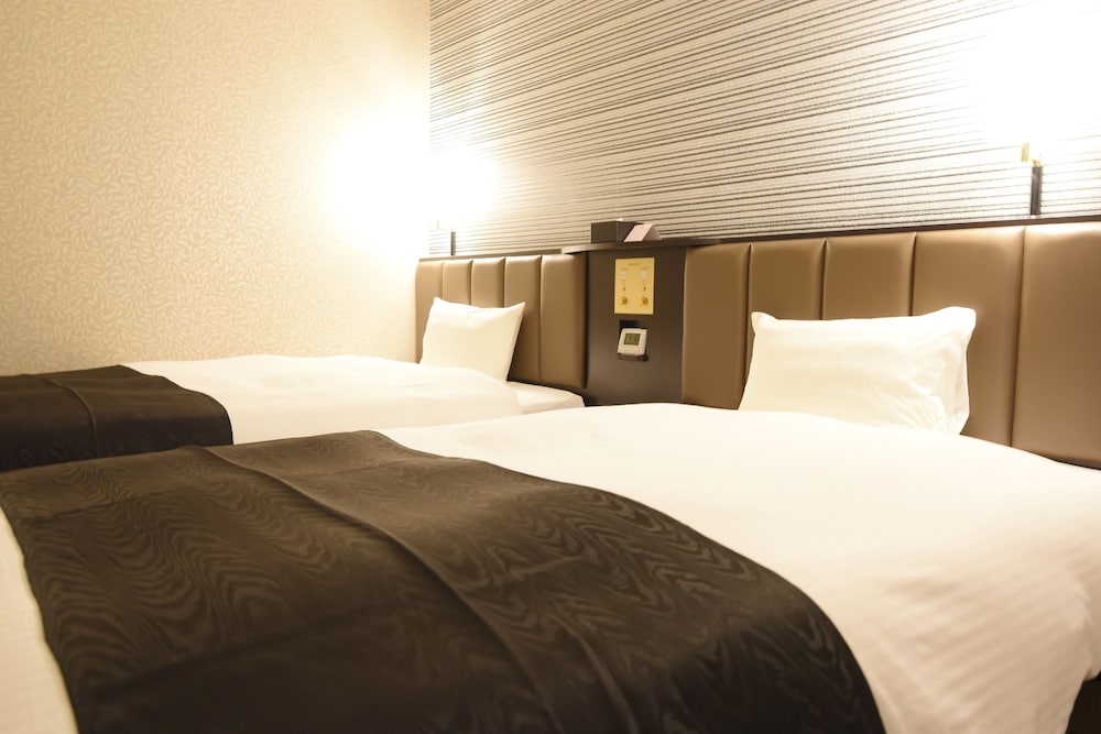 [West Wing] Twin Room, Non Smoking (Check-in 13:00, Check-out 13:00) photo 1