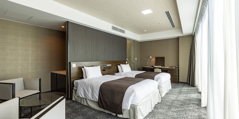 Deluxe Twin Room - Non-Smoking photo 2