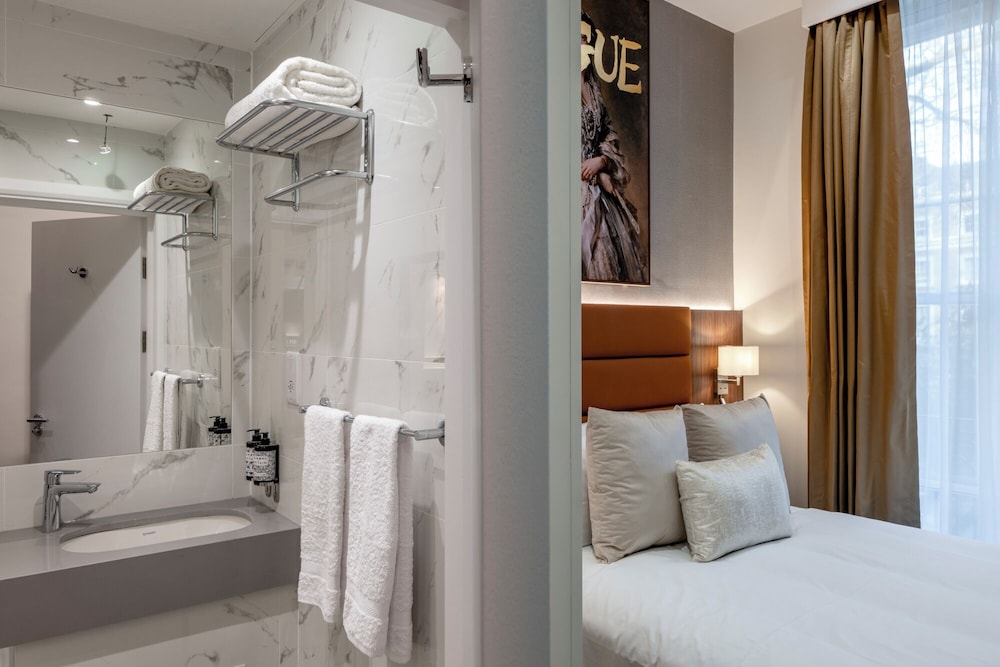 Quadruple Room photo 2