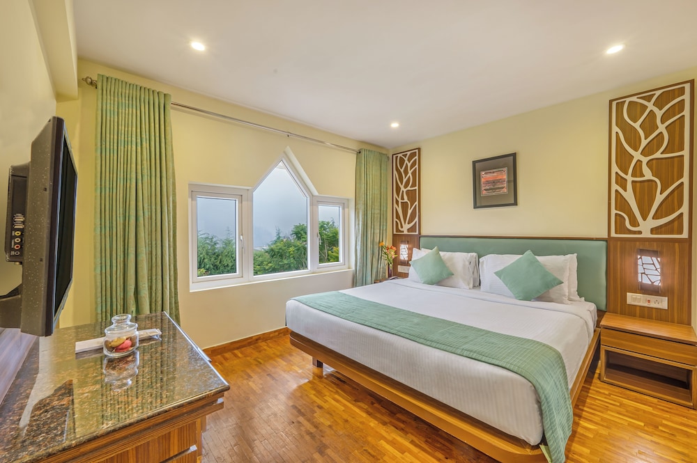 2 Bed Room Family Suite With Balcony - Photo 3