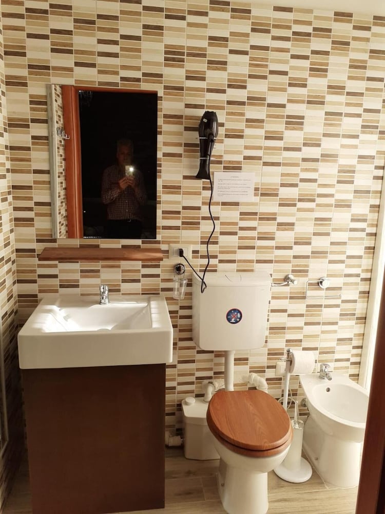 Classic Room - Photo 7