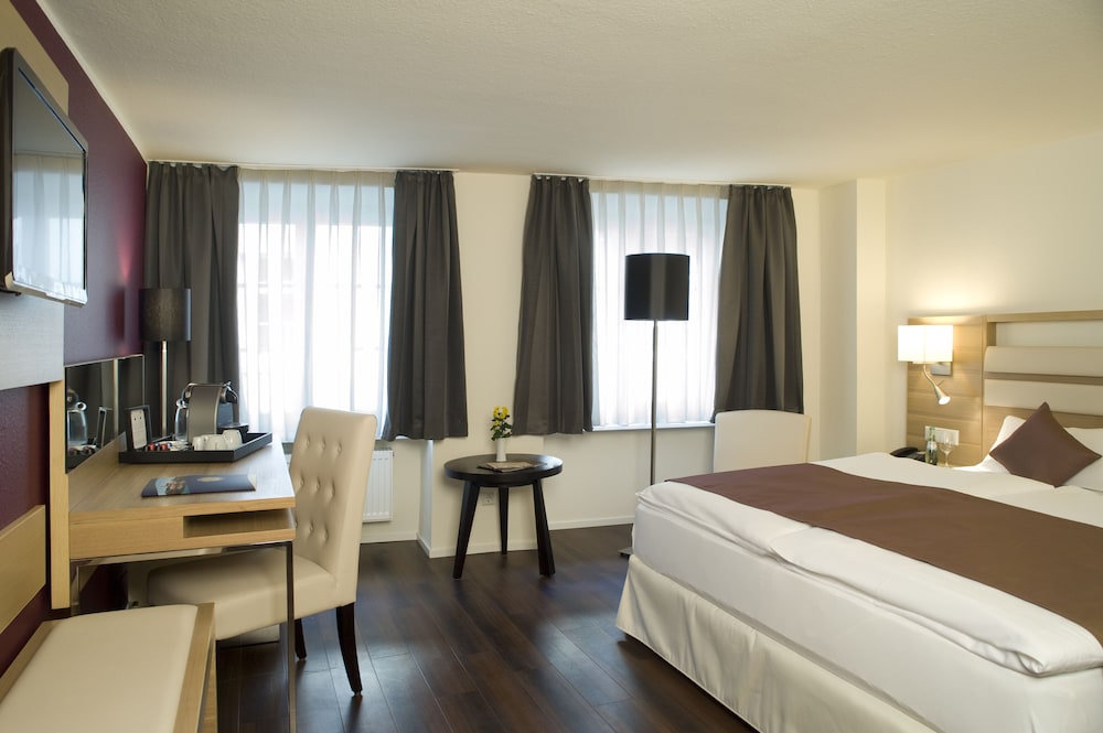 Standard Double Room - Photo 1