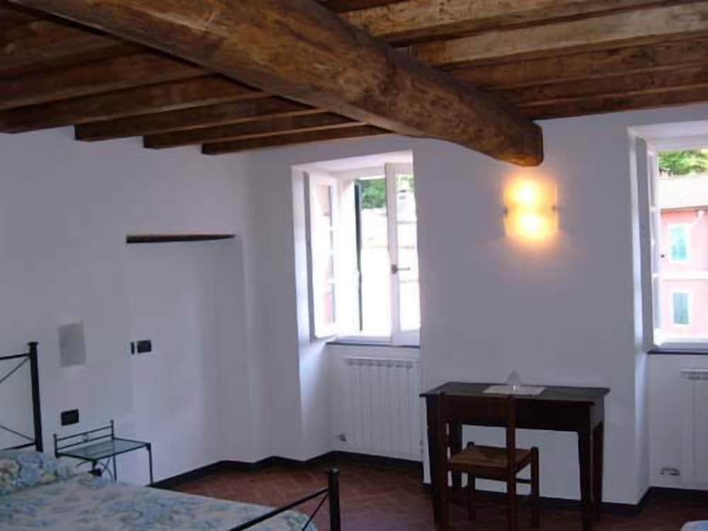 Family Quadruple Room - Photo 3