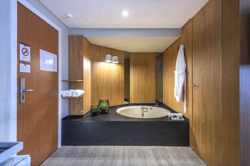 Superior Double Room, 1 King Bed, Hot Tub
