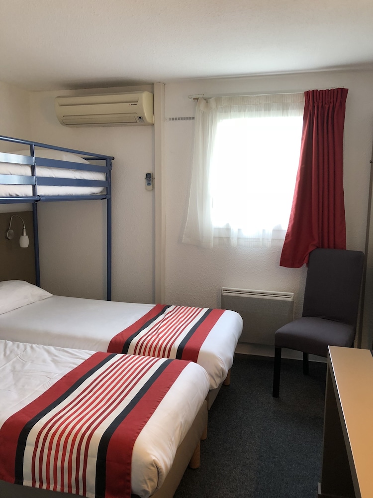 Classic Triple Room photo 1