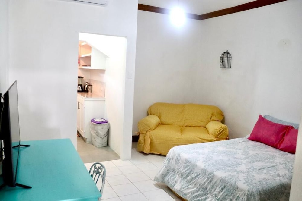 Basic Double Room (1)