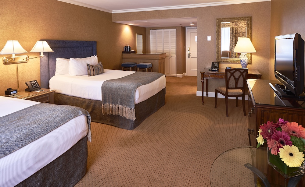 Executive Room, 2 Double Beds - Photo 2