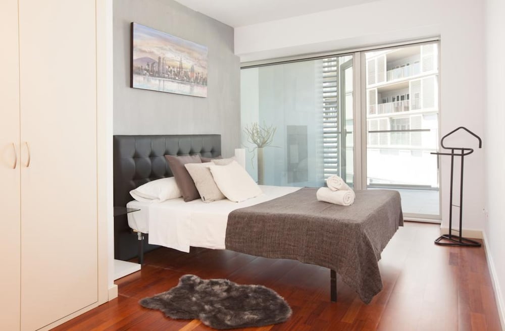 Apartamento, 3 habitaciones, balcón, vista al mar