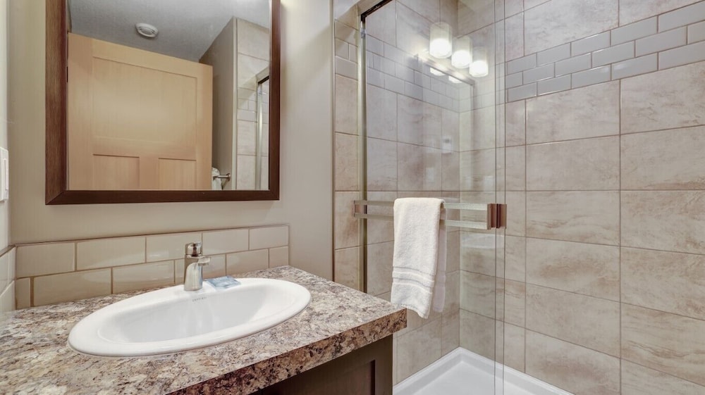 Luxury Townhome photo 2