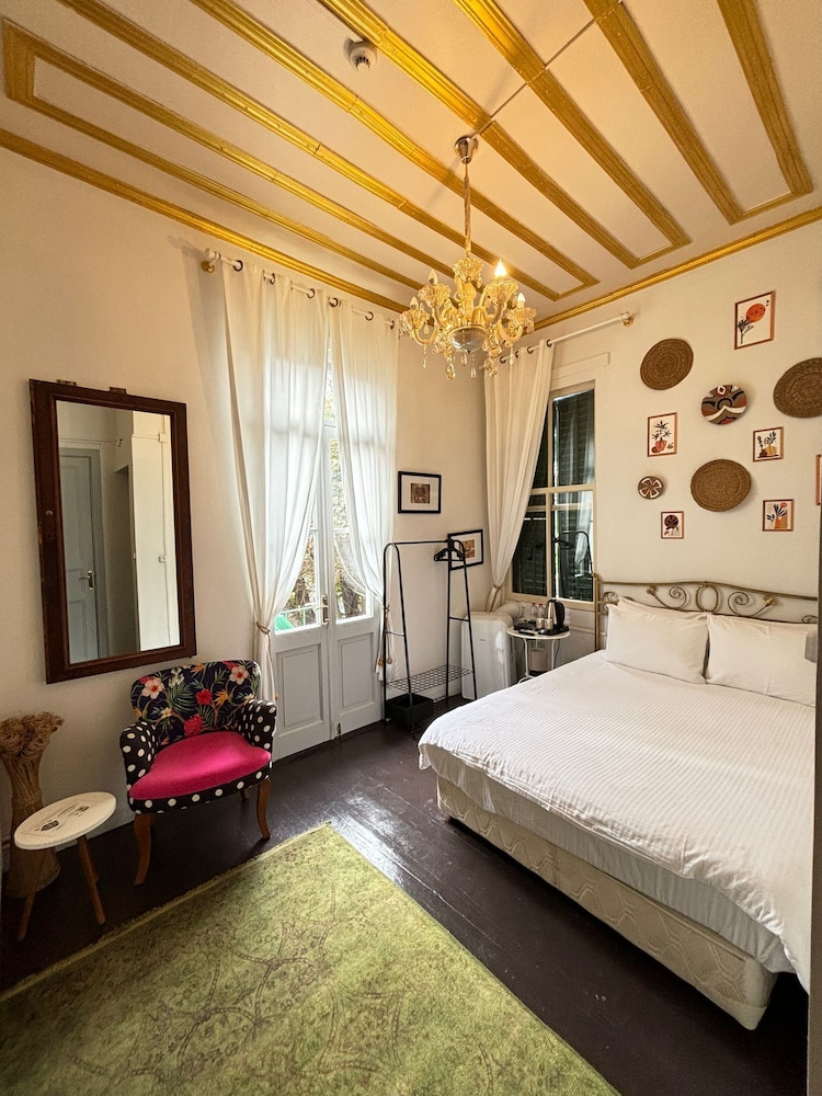 Standard Room, Balcony, Garden View