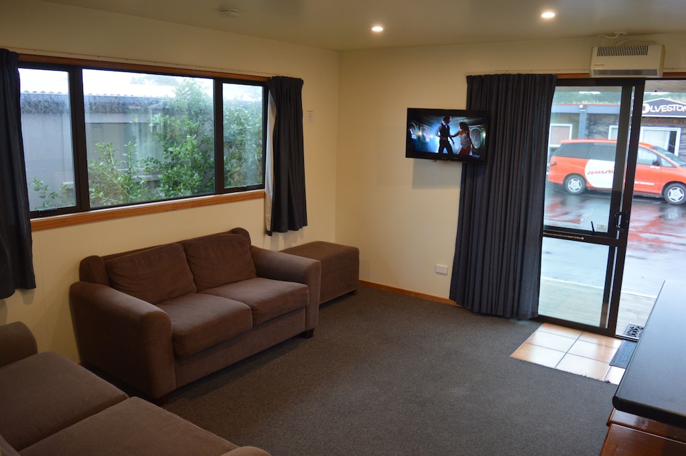 2 Bedroom Motel photo 2