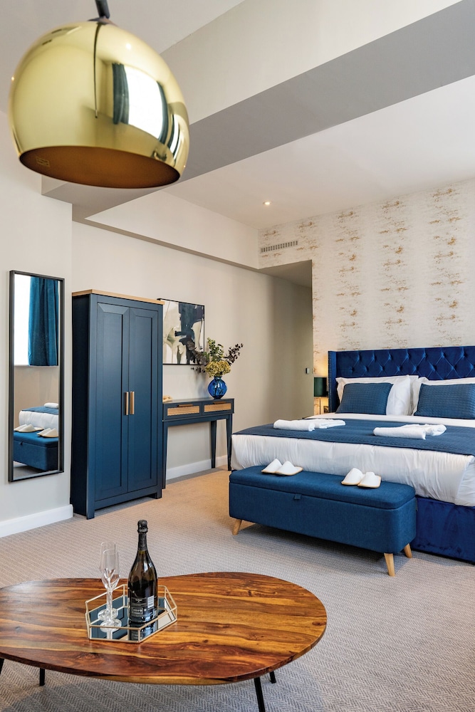Exclusive Room