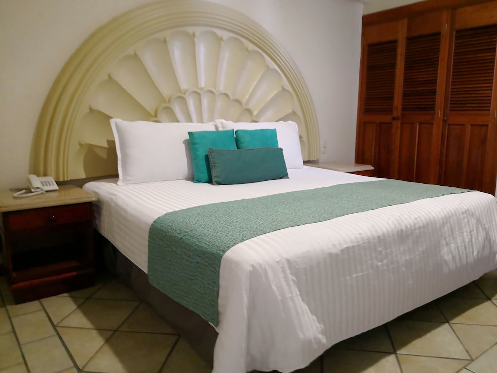 Suite, 1 King bed, Ocean View