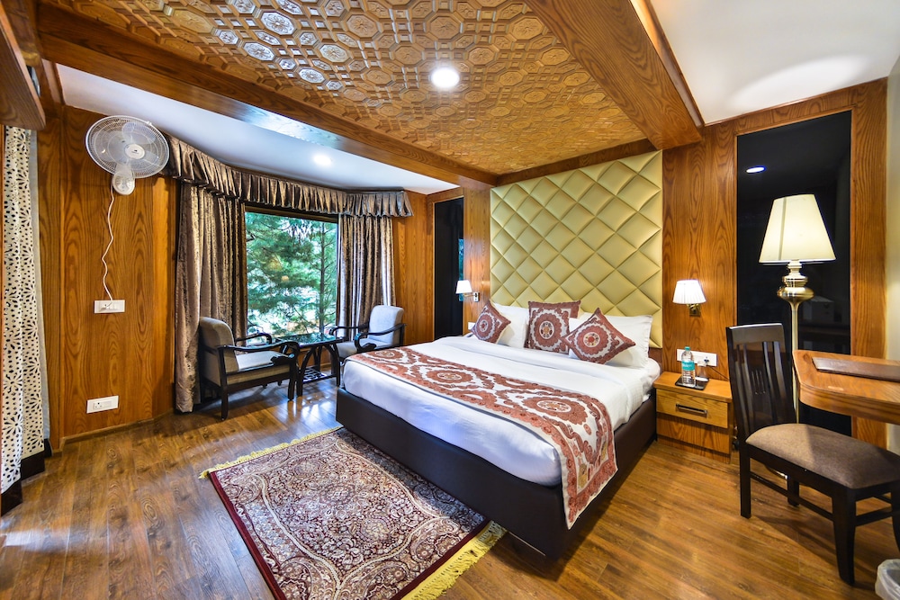 Family Suite, 1 Bedroom, Non Smoking, Garden View